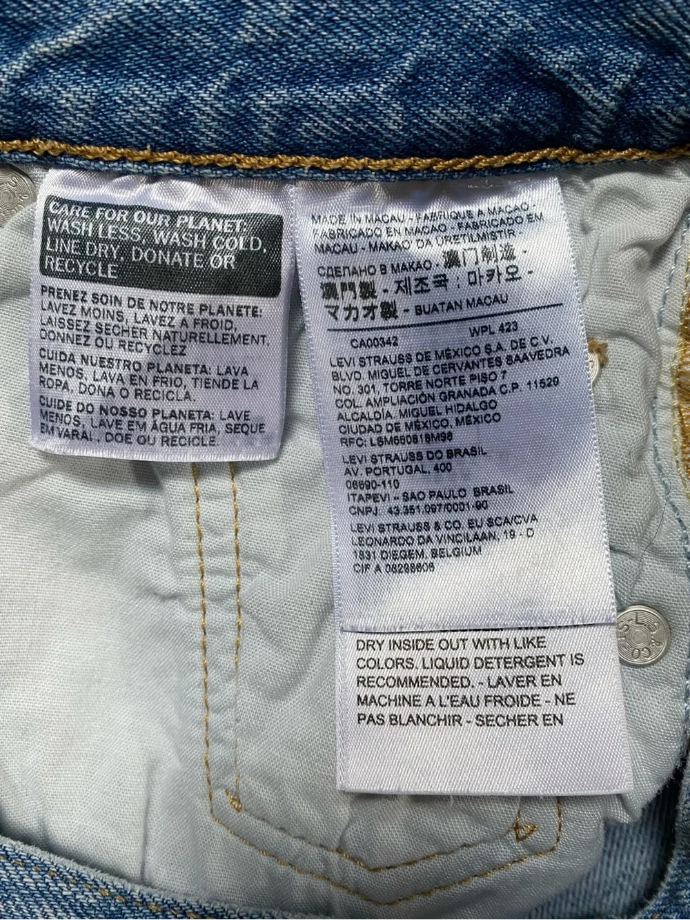 Levi’s 501 Premium Denim Button Fly Short Shorts W25